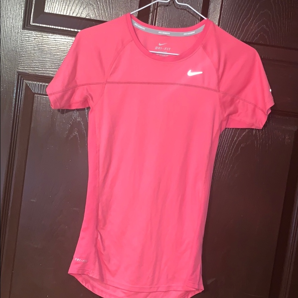 Xs Nike dri-fit